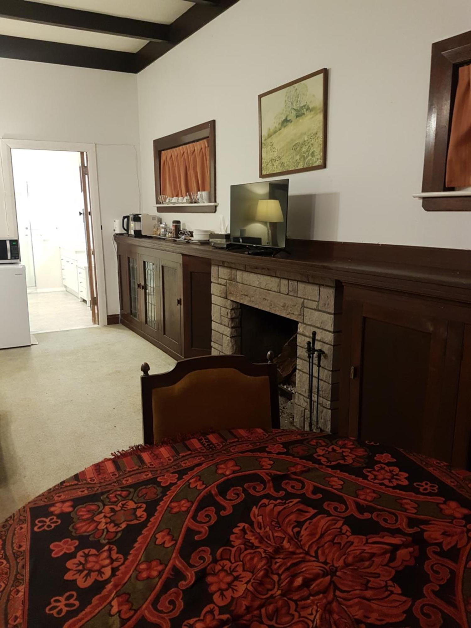 Bed & Breakfast Homestead